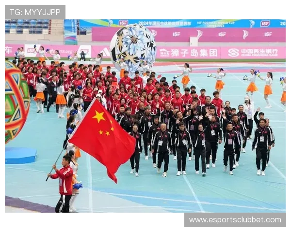 国际体联试行全能决赛新分组赛制,单杠作为收官项重要性凸显 国际体联试行全能决赛新分组赛制,单杠作为收官项重要性凸显